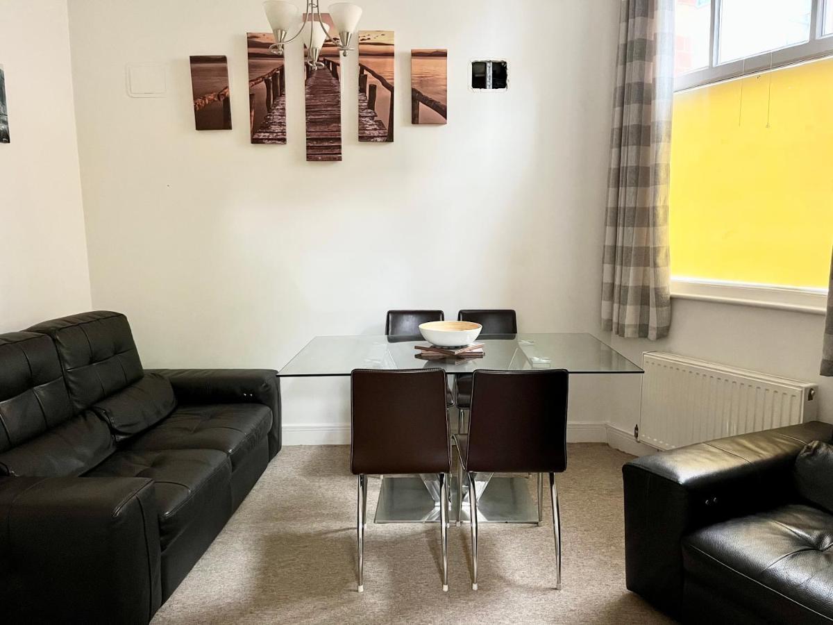 Ambrose Apartments Cheltenham Eksteriør billede